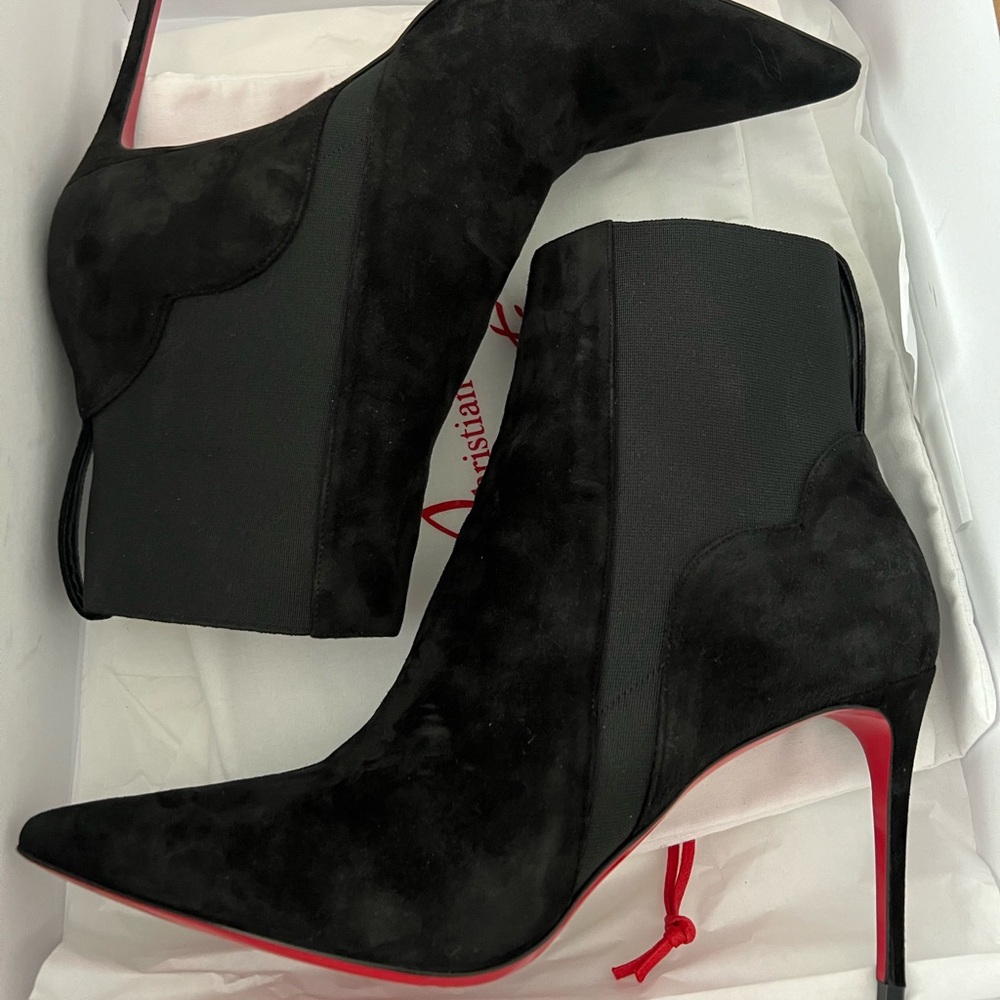 Christian Louboutin Chelsea Chick Boot 85 (Size 41)